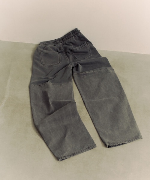 ADAM ET ROPE'（アダムエロペ）の「《別注》【AMOMENTO for ADAM ET ROPE'】 DRAWSTRING DENIM PANTS（その他パンツ・メンズ・ブラック/チャコール/ブルー系・L/M）」の12枚目の写真