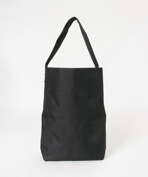 URBAN RESEARCH(アーバンリサーチ)の「Kaan BUCKET TOTE WP(トートバッグ・メンズ・MOCHA/BLK/ORANGE/MARINE/LEMONGRASS/K.GREEN/COBALT/SAND/BLACK・FREE)」の2枚目の写真