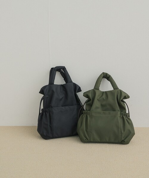 URBAN RESEARCH DOORS（アーバンリサーチドアーズ）の「ナイロンドロストトートバッグ（トートバッグ・レディース・KHAKI/BLACK・-）」の13枚目の写真