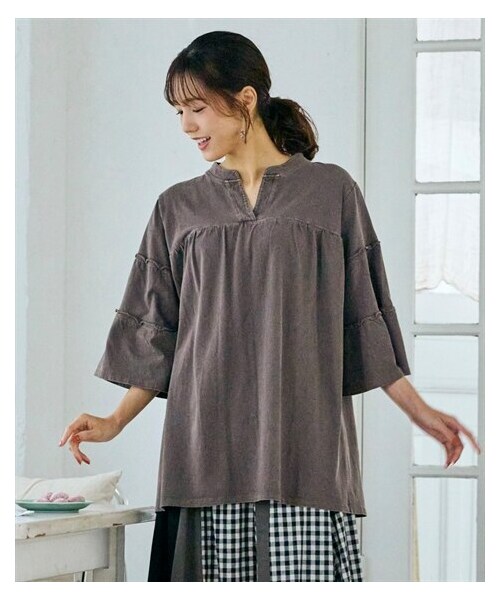 nissen（ニッセン）の「＜大きいサイズ＞綿100％ピグメント加工フレア袖トップス（Tシャツ/カットソー・レディース・チャコールグレー/モカ・L/LL/3L/4L/5L/6L/8L/10L）」の7枚目の写真