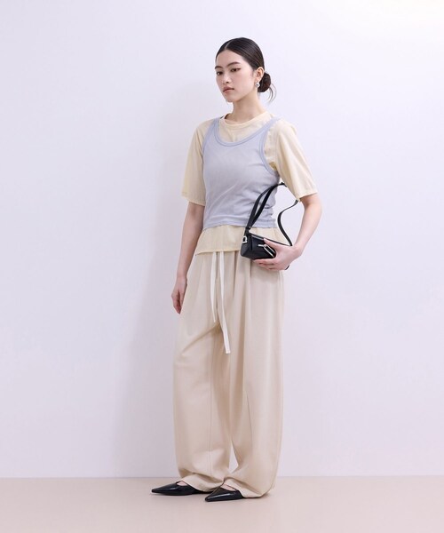 ADAM ET ROPE'(アダムエロペ)の「【WEB限定】ハイウエストカーブパンツ(その他パンツ・レディース・ブラック/オフホワイト/キャメル・34/36/38)」の12枚目の写真