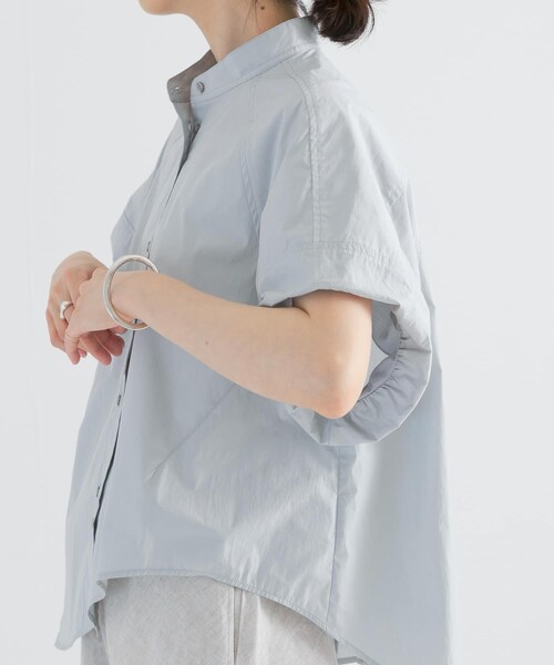URBAN RESEARCH（アーバンリサーチ）の「綿ナイロンスタンドカラーブラウス（シャツ/ブラウス・レディース・BLU/OFF/NVY/BLK・FREE）」の22枚目の写真