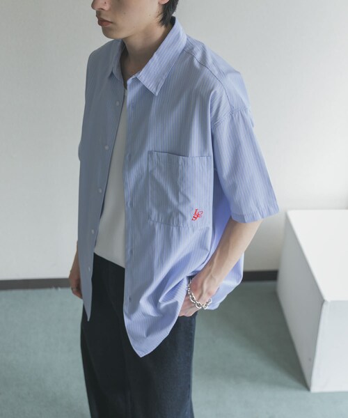 SENSE OF PLACE by URBAN RESEARCH（センスオブプレイスバイアーバンリサーチ）の「『別注』LOVE POP STUDIO×SENSE OF PLACE　シャツ（シャツ/ブラウス・メンズ・WHITE/BLUE・M/L）」の14枚目の写真