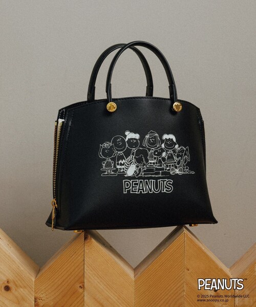 ROPE'（ロペ）の「【WEB限定/一部店舗限定】【E'POR×PEANUTS】別注 Y BAG Mini（ハンドバッグ・レディース・ブラック/オフホワイト/レッド・F）」の6枚目の写真
