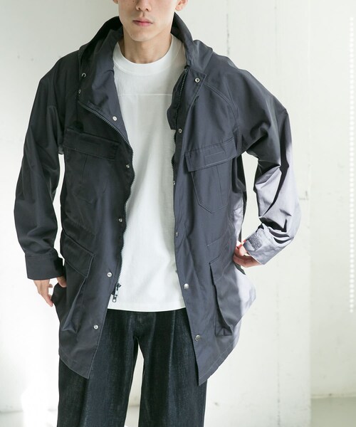 URBAN RESEARCH DOORS（アーバンリサーチドアーズ）の「『別注』SIERRA DESIGNS×DOORS　MOUNTAIN PARKA（マウンテンパーカー・メンズ・Blue Gray/Greige/Ink Black・M/L）」の8枚目の写真