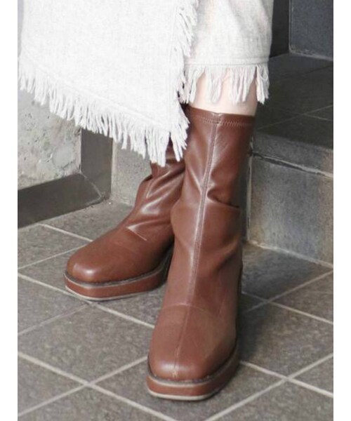 チャンキーストレッチブーツ