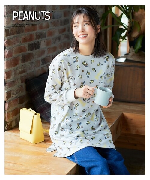 nissen（ニッセン）の「大きいサイズ デザインチュニック/PEANUTS（チュニック・レディース・ネイビー/グレイッシュパープル/ソフトカーキ/スモーキーブルー/黒/オートミール・L~LL相当/3L~4L相当/5L~6L相当/8L相当/10L相当）」の21枚目の写真