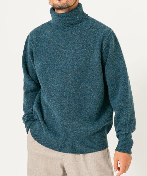URBAN RESEARCH ROSSO（アーバンリサーチロッソ）の「ブークレストレッチタートルニット（ニット/セーター・メンズ・GREIGE/GRAY/KHAKI/BLACK/BLUE・S/M/L/XL）」の22枚目の写真