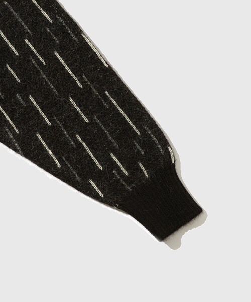 ADAM ET ROPE'(アダムエロペ)の「【MARKAWARE/マーカウェア】RAIN DROP PATTERN JUMPER(ニット/セーター・メンズ・ブラック・2/3)」の6枚目の写真