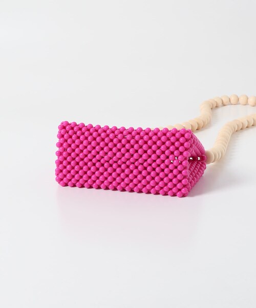 URBAN RESEARCH DOORS（アーバンリサーチドアーズ）の「TOOS　wood ball shoulderbag（ショルダーバッグ・レディース・pink・one）」の5枚目の写真