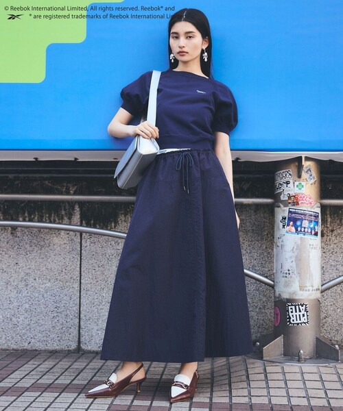 VIS（ビス）の「【Reebok】VIS別注ロゴベルトフレアースカート（スカート・レディース・ホワイト/ネイビー/サックス・F）」の11枚目の写真