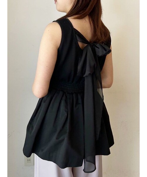 CALNAMUR（カルナムール）の「BACK RIBBON PEPLUM TOPS/バックリボンペプラムトップス（Tシャツ/カットソー・レディース・ブラック/ピンク/ベージュ・F）」の7枚目の写真