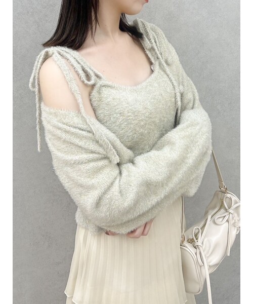 dazzlin（ダズリン）の「ミニシャギーラメニットキャミ（キャミソール・レディース・グレー/レッド/ピンク/ベージュ/ミックス・F）」の2枚目の写真