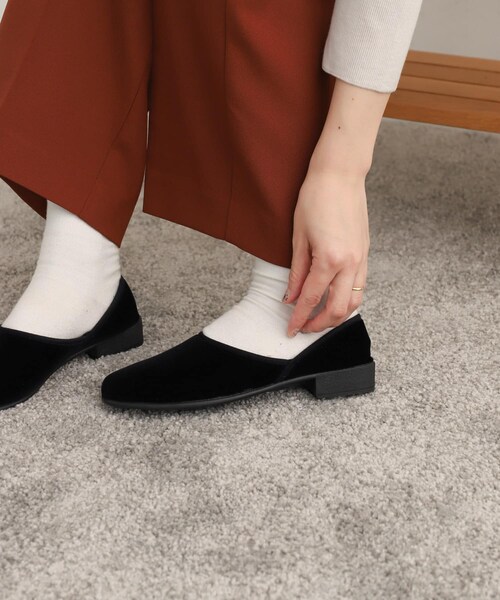 URBAN RESEARCH DOORS（アーバンリサーチドアーズ）の「JAVERFLEX　ベロアスリッポン（スリッポン・レディース・NOIR/MARRON・36/37/38）」の5枚目の写真