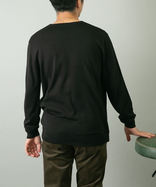 URBAN RESEARCH ROSSO（アーバンリサーチロッソ）の「『一部WEB限定カラー』『XLサイズあり』『UR TECH』ハイゲージクルーネックニット（ニット/セーター・メンズ・GRAY/BEIGE/NAVY/BLACK/L.BROWN・M/L/XL）」の8枚目の写真