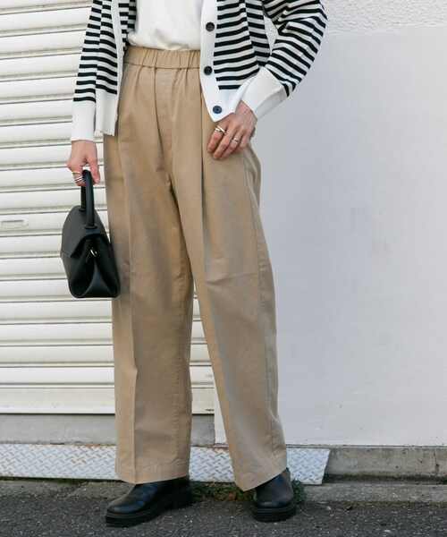 URBAN RESEARCH DOORS（アーバンリサーチドアーズ）の「FORK&SPOON　イージーチノパンツ（チノパンツ・レディース・BEIGE/INK BLACK・1/2）」の21枚目の写真