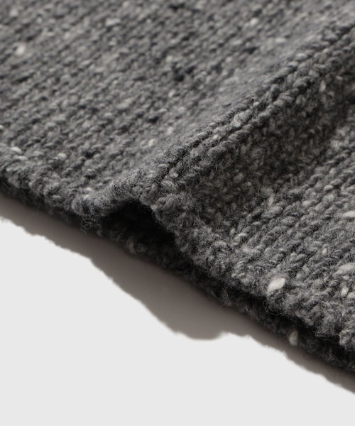 ADAM ET ROPE'(アダムエロペ)の「【AURALEE/オーラリー】LOW-GAUGE HOMESPUN TWEED KNIT P/O(ニット/セーター・メンズ・ライトグレー/ダークブラウン・3/4)」の15枚目の写真
