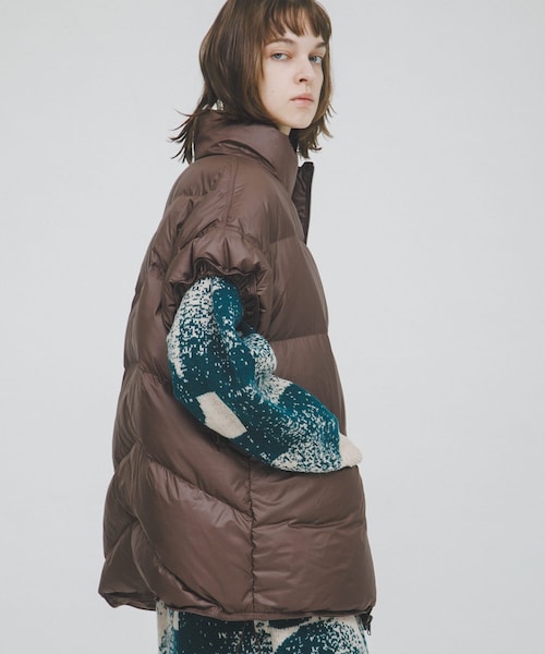 LAATO（ラート）の「short-sleeved down vest（その他アウター・レディース・チョコレート/ラクダ・FREE）」の5枚目の写真