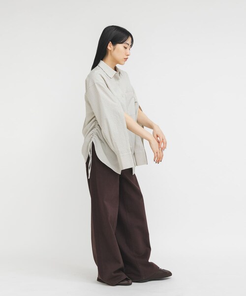 KBF(ケイビーエフ)の「サイドドロストサッカーシャツ(シャツ/ブラウス・レディース・IVO×BLUE/BEIGE×BLK/BLUE×OFF・One)」の18枚目の写真