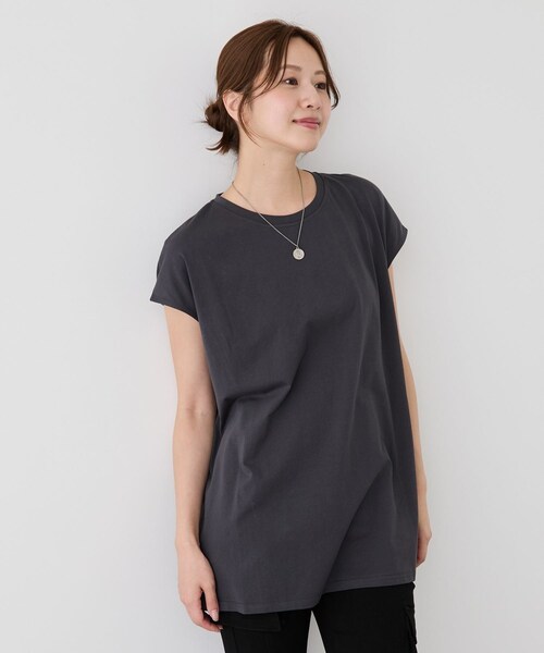 Jayro（ジャイロ）の「サイドスリットフレンチスリーブトップス（Tシャツ/カットソー・レディース・ブラック/チャコール/ホワイト/カーキ/ブルー/レッド系・F）」の14枚目の写真
