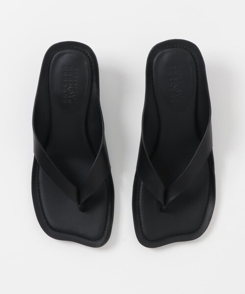 URBAN RESEARCH(アーバンリサーチ)の「MM6 P7702 SANDAL(サンダル・レディース・T8013BLACK・36/37/38)」の4枚目の写真