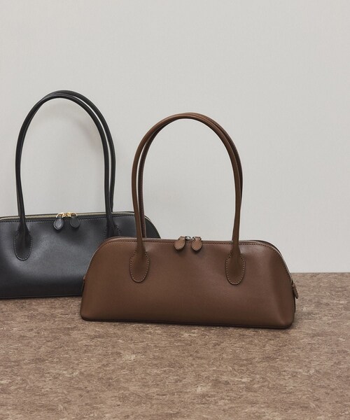 ADAM ET ROPE'(アダムエロペ)の「スプリットレザーラウンドボストン(ボストンバッグ・レディース・ブラック/ブラウン・F)」の3枚目の写真
