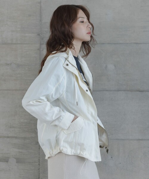 URBAN RESEARCH Sonny Label（アーバンリサーチサニーレーベル）の「多機能マウンテンパーカー（テーラードジャケット・レディース・オフ/ネイビー/ベージュ・Free）」の8枚目の写真