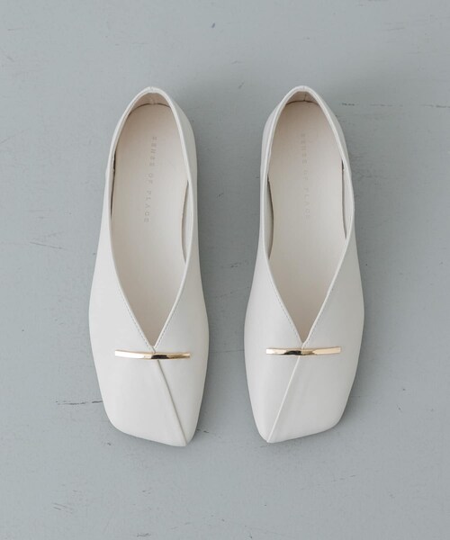 SENSE OF PLACE by URBAN RESEARCH（センスオブプレイスバイアーバンリサーチ）の「『抗菌』スクエアカットフラットシューズ（その他シューズ・レディース・IVORY/BLACK/BROWN・S/M/L）」の11枚目の写真