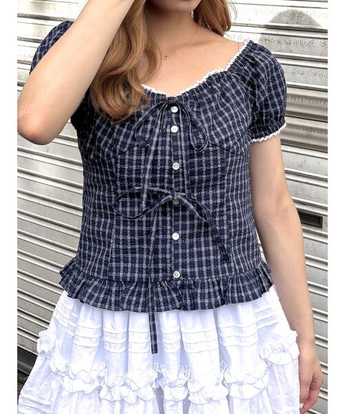 CALNAMUR（カルナムール）の「フリルカラーシャツ（シャツ/ブラウス・レディース・オフホワイト/ネイビー/ブラウン・F）」の6枚目の写真