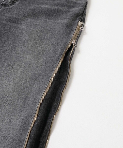 URBAN RESEARCH Sonny Label（アーバンリサーチサニーレーベル）の「Wrangler　WREMAKE SIDE ZIP FLARE（デニムパンツ・メンズ・BK REMAKE/BL REMAKE・S/M）」の14枚目の写真
