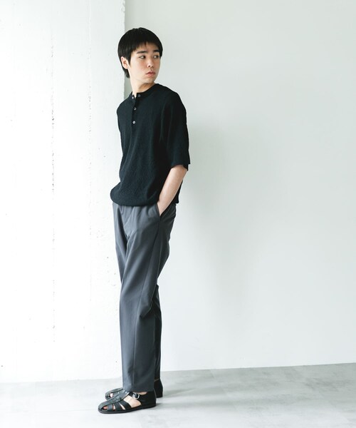 URBAN RESEARCH DOORS(アーバンリサーチドアーズ)の「『吸水速乾/防シワ/イージーケア/UVカット』DRYMIX カノコ ショートスリーブヘンリーネックニット(ニット/セーター・メンズ・BLACK/GRAY・M/L)」の9枚目の写真
