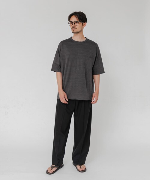 URBAN RESEARCH(アーバンリサーチ)の「『別注』YLEVE×URBAN RESEARCH LINEN POCKET T-SHIRTS(Tシャツ/カットソー・メンズ・BRIC/CHARCOAL/ECRU・4/5)」の16枚目の写真