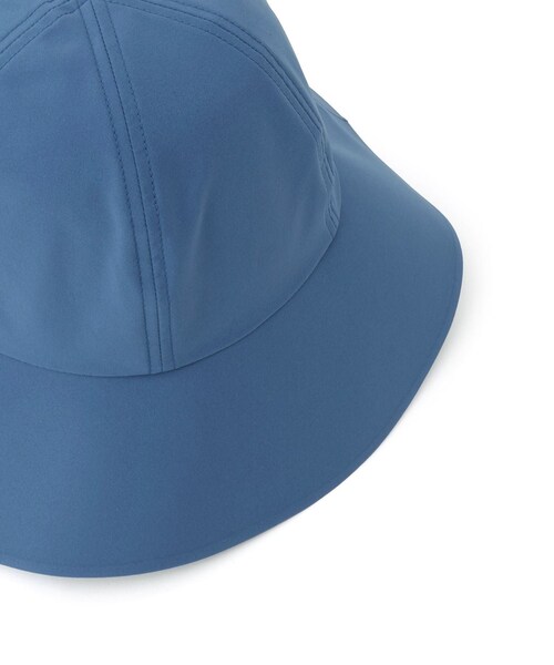ADAM ET ROPE'(アダムエロペ)の「【Speedo(スピード)】UV Hat(ハット・レディース・ブラック/ブルー・F)」の7枚目の写真