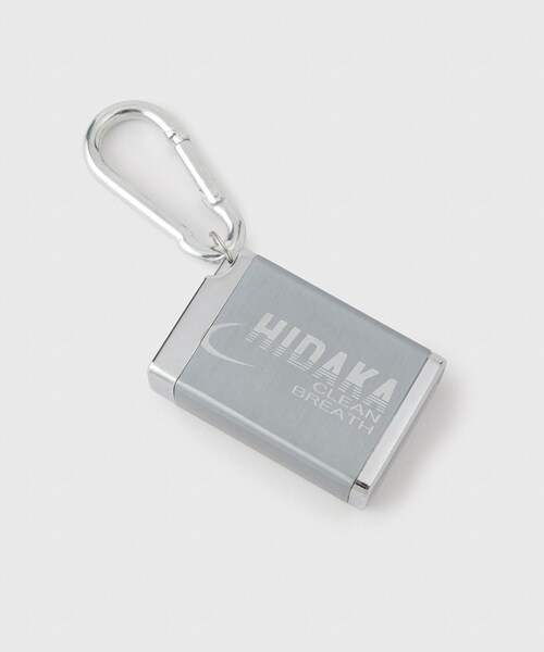 ADAM ET ROPE'（アダムエロペ）の「【HIDAKA/ヒダカ】PORTABLE ASHTRAY - FRISK（キーケース/キーアクセサリー・メンズ・シルバー・F）」の2枚目の写真