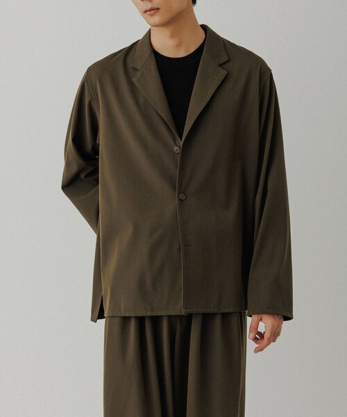 ADAM ET ROPE'(アダムエロペ)の「4WAY ストレッチ ツイル イージー ジャケット / セットアップ対応(テーラードジャケット・メンズ・ブラック/チャコール/カーキ・L/M)」の9枚目の写真