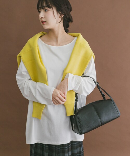 ITEMS URBANRESEARCH（アイテムズ アーバンリサーチ）の「シルケットボートネックロンTシャツ（Tシャツ/カットソー・レディース・WHT/BLK/CHA・Free）」の4枚目の写真