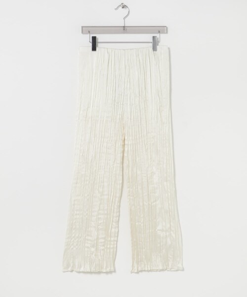 URBAN RESEARCH(アーバンリサーチ)の「Studio Doe SATIN PLEATED EASY PANTS(その他パンツ・レディース・CREAM/BLACK/GREY・S/M)」の7枚目の写真
