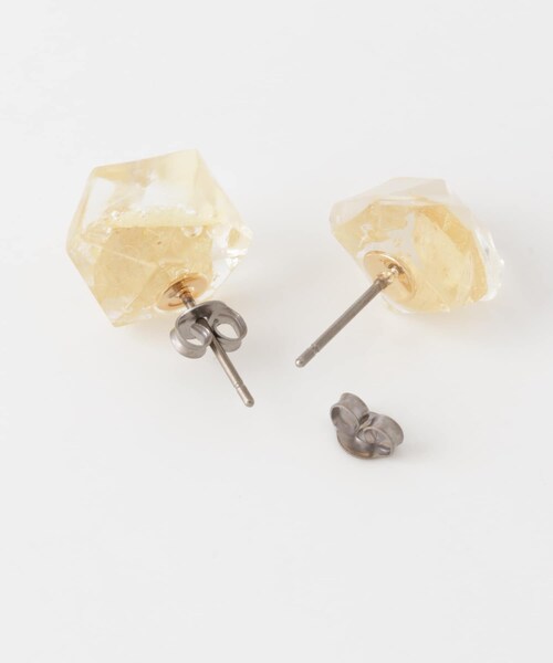 URBAN RESEARCH DOORS（アーバンリサーチドアーズ）の「CHACO　フラワーピアス（ピアス（両耳用）・レディース・ユーカリカスミソウ/アジサイ・FREE）」の8枚目の写真