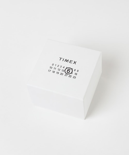 URBAN RESEARCH(アーバンリサーチ)の「MM6 Timex RING WATCH(アナログ腕時計・レディース・962GOLD・S/M)」の6枚目の写真