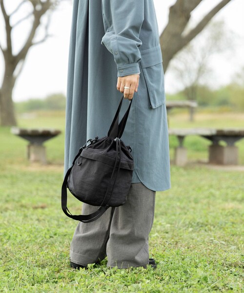 EKAL（エカル）の「TINY GARDEN PRODUCTS　ストロール2WAYバッグ（ショルダーバッグ・レディース・IVORY/BLACK/KHAKI/L.GREEN・one）」の9枚目の写真