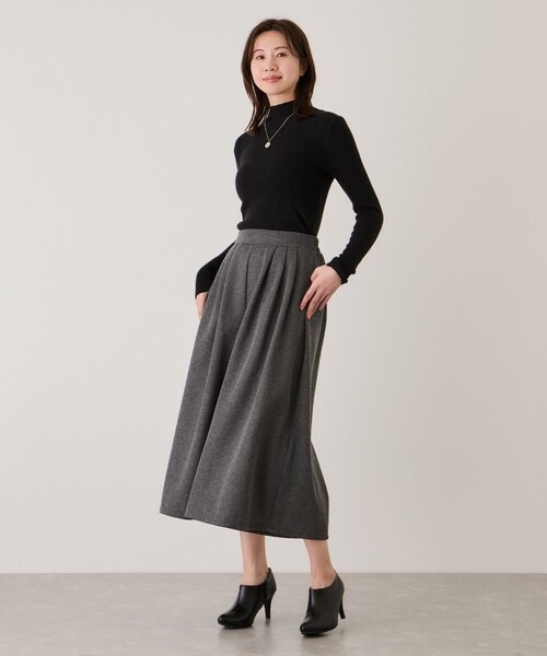 Jayro(ジャイロ)の「裏起毛タック入りスカンツ(その他パンツ・レディース・ブラック/チャコール/ライトグレー/ネイビー・M)」の21枚目の写真