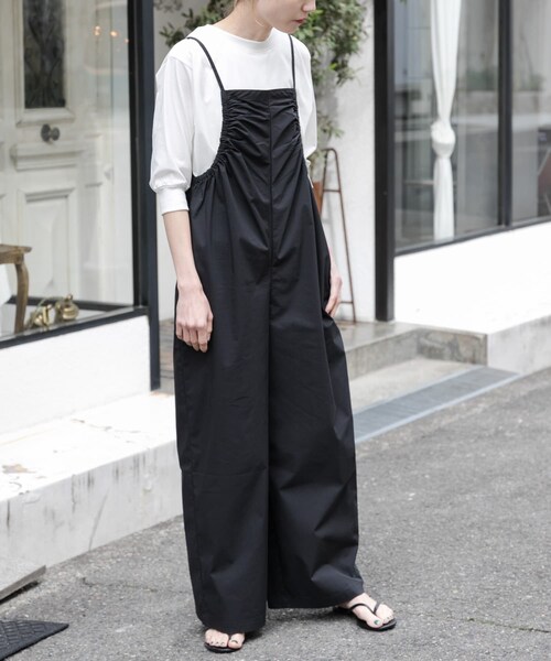 URBAN RESEARCH DOORS(アーバンリサーチドアーズ)の「FORK&SPOON サイドギャザーサロペット(サロペット/オーバーオール・レディース・KHAKI/BLACK・1/2)」の7枚目の写真