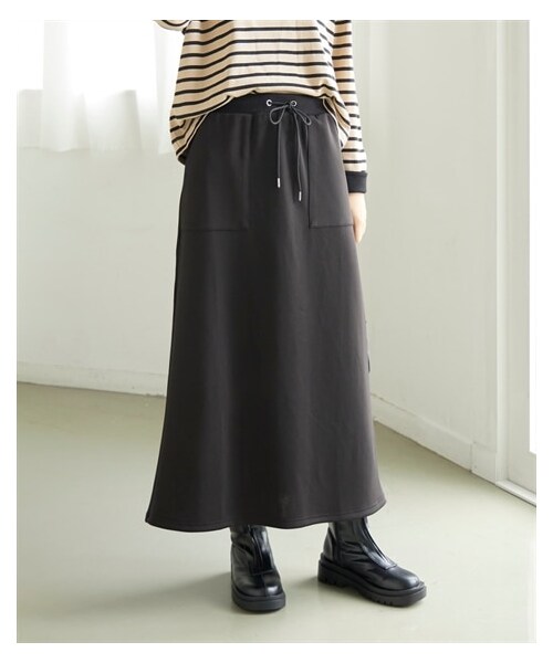 nissen（ニッセン）の「＜大きいサイズ＞【贅沢質感】ダンボールスウェットロングスカート（ゆったりヒップ）（吸汗速乾）（スカート・レディース・カーキ/黒/【販売停止】黒/ネイビー/ベージュ/シルバーグレー・L/LL/3L/4L/5L/6L/8L/10L）」の5枚目の写真