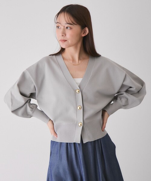 Jayro（ジャイロ）の「Vネックカーディガン（カーディガン/ボレロ・レディース・ブラック/チャコール/グレー/オフホワイト/ダークブラウン・M）」の21枚目の写真