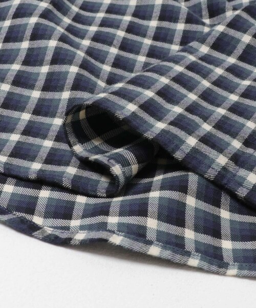 EKAL(エカル)の「WHITE MOUNTAINEERING GUSSET SLEEVE ELT PKT SHIRTS(シャツ/ブラウス・メンズ・NAVY/BROWN・2/3)」の10枚目の写真