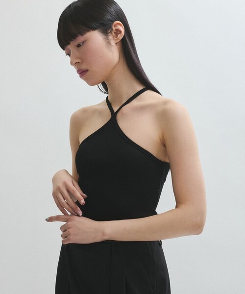 ADAM ET ROPE'(アダムエロペ)の「Mロックホルターキャミ(キャミソール・レディース・ブラック/ホワイト/ダークブラウン・38/F)」の17枚目の写真