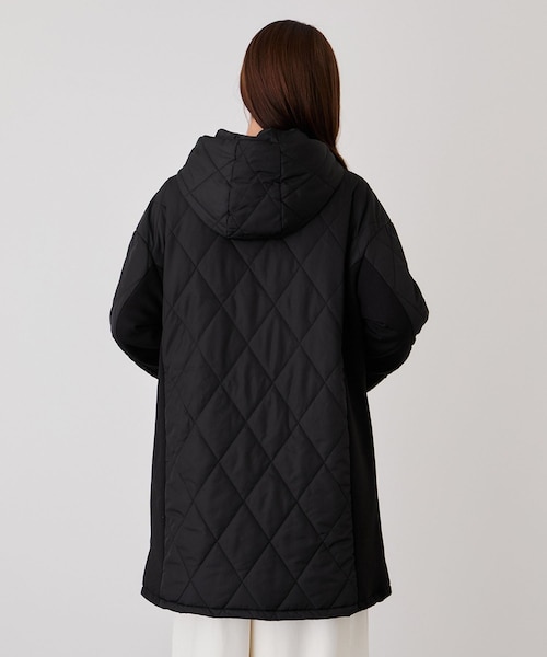 Jayro（ジャイロ）の「中綿キルトダッフルコート（ダッフルコート・レディース・ブラック/オフホワイト/ダークブラウン・M）」の8枚目の写真