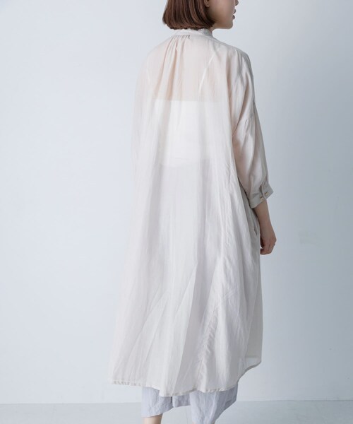 かぐれ(カグレ)の「suzuki takayuki FEATHER DRESS(ワンピース・レディース・PEARL MIST/C BLOSSOM・Free)」の5枚目の写真