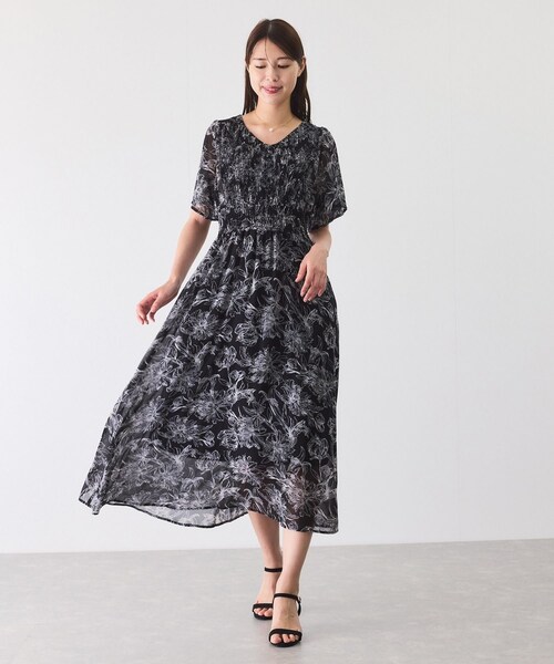 Jayro(ジャイロ)の「ミニプリーツフロントシフォンワンピース(ワンピース・レディース・ブラック系/ホワイト系/ピンク・M)」の2枚目の写真