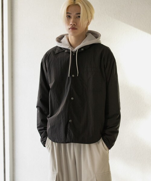 SENSE OF PLACE by URBAN RESEARCH(センスオブプレイスバイアーバンリサーチ)の「パデッドルーズシャツ(シャツ/ブラウス・メンズ・BLACK/L.BROWN/BEIGE/L.BLUE・M/L)」の6枚目の写真